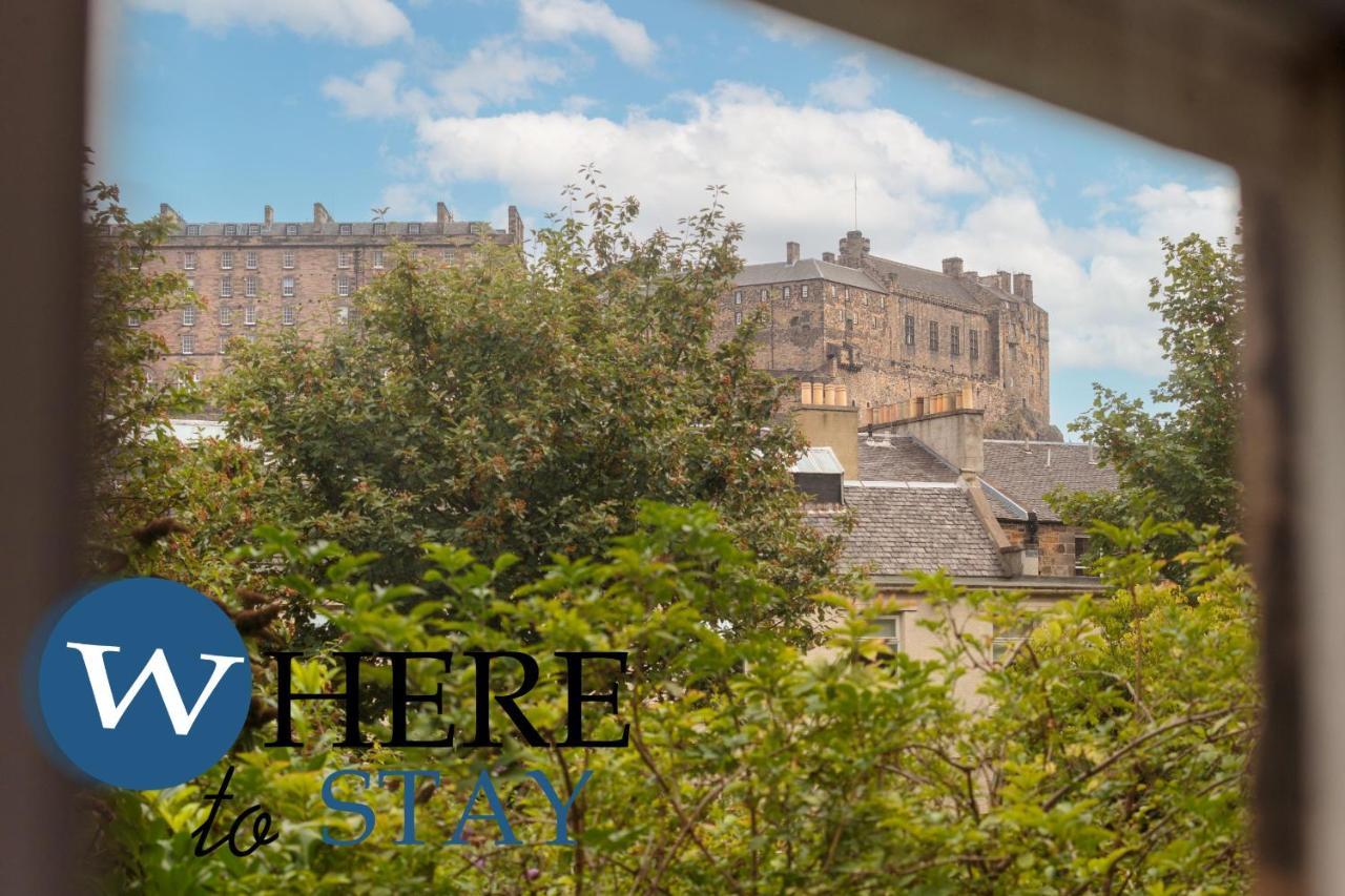 Stylish 2Bed Apartment Underneath Edinburgh Castle Edimburgo Exterior foto
